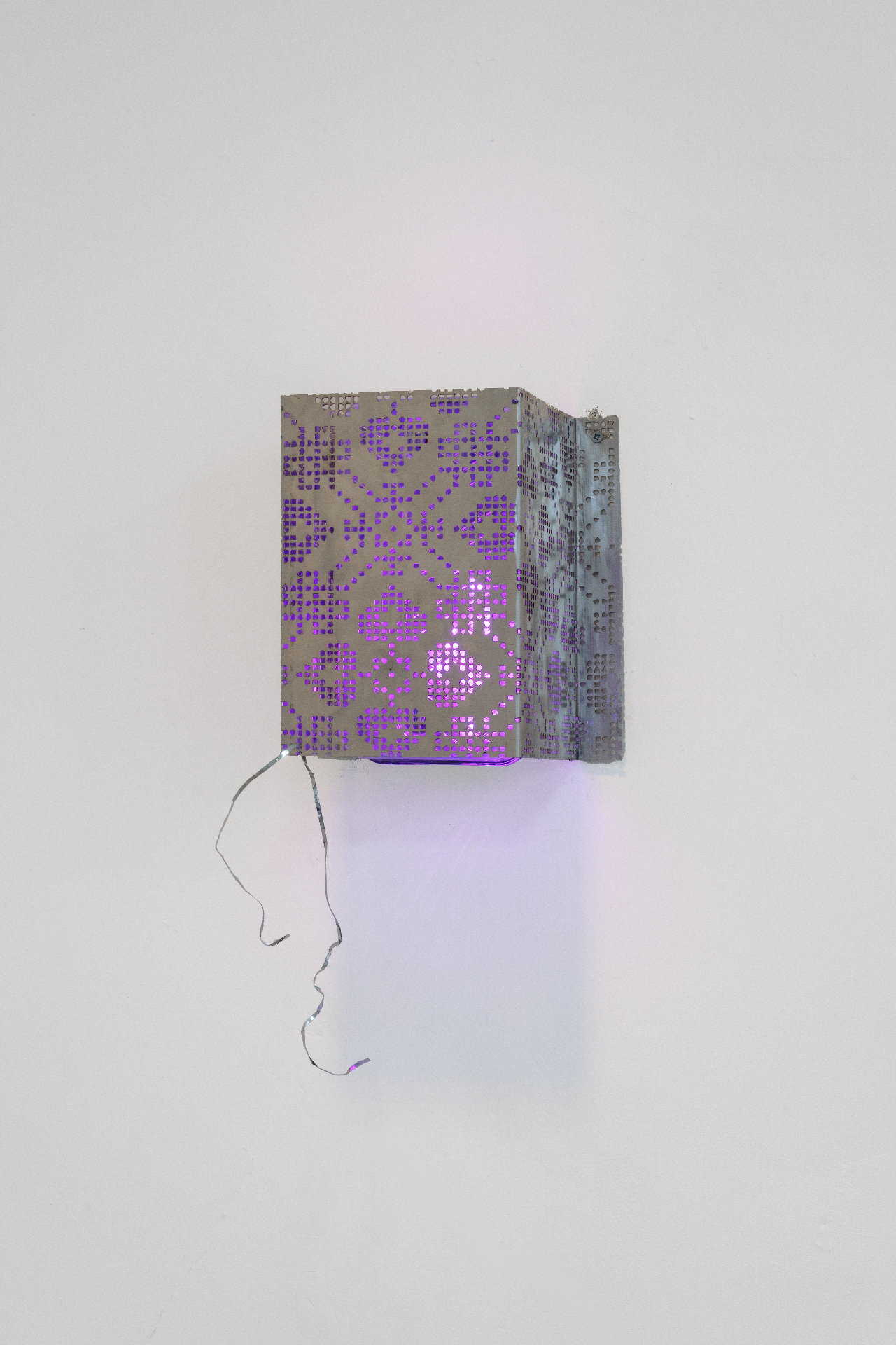 Warning Lights (Lace Studies) 1 to 3 — view 3
